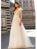 Ivory Lace Tulle V Back Exquisite Wedding Dress